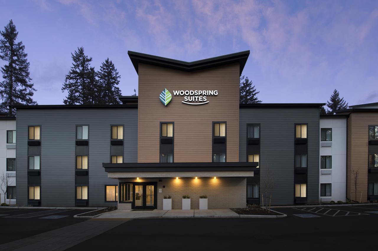 Woodspring Suites Seattle Redmond Exterior photo
